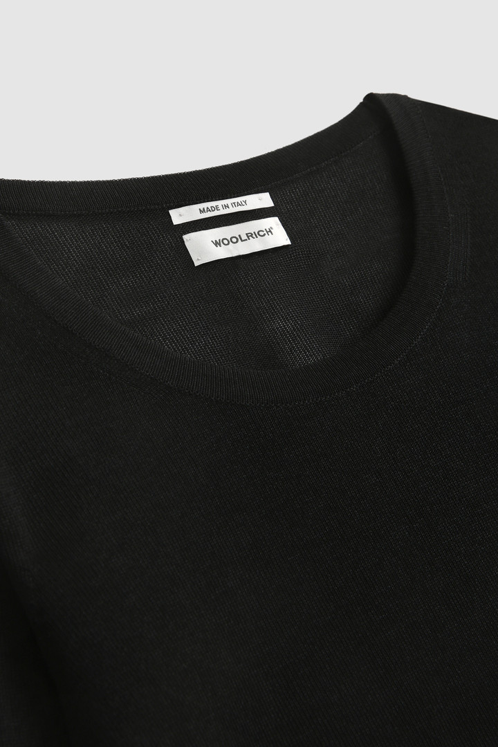 Long-sleeve crew neck