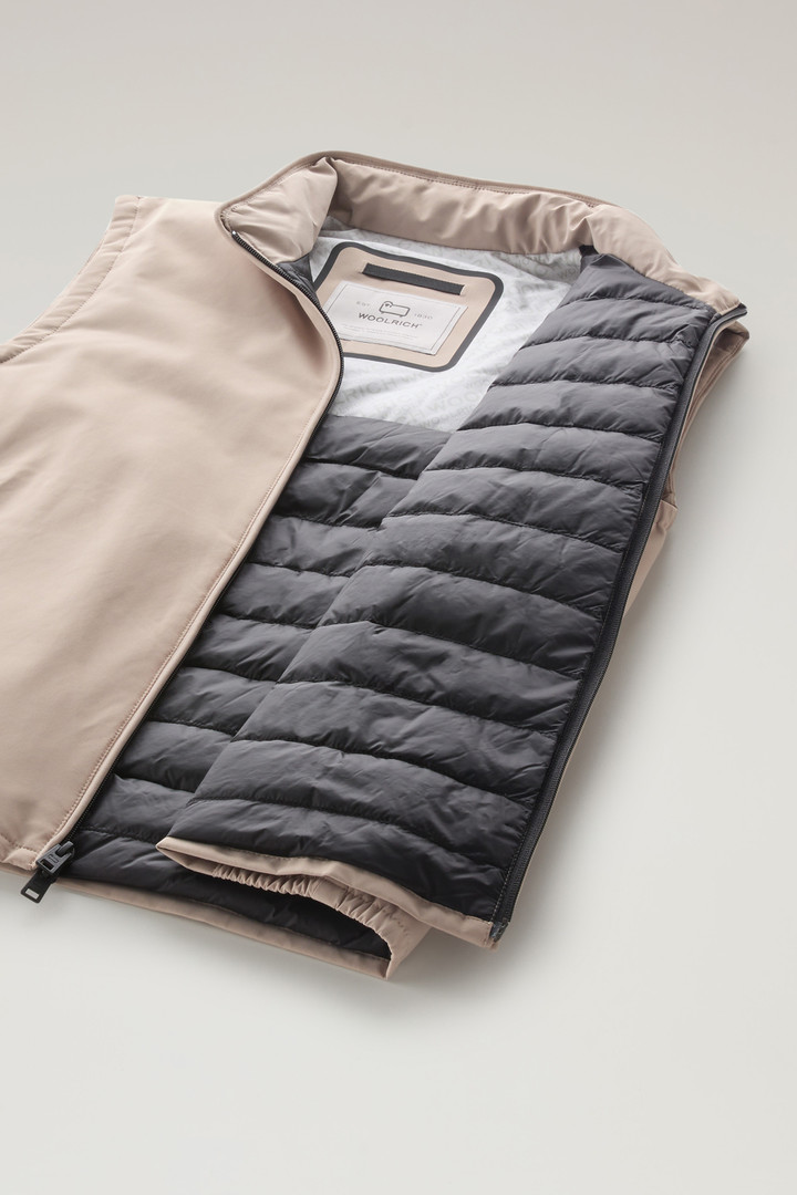 Padded Pacific Vest Beige photo 9 | Woolrich