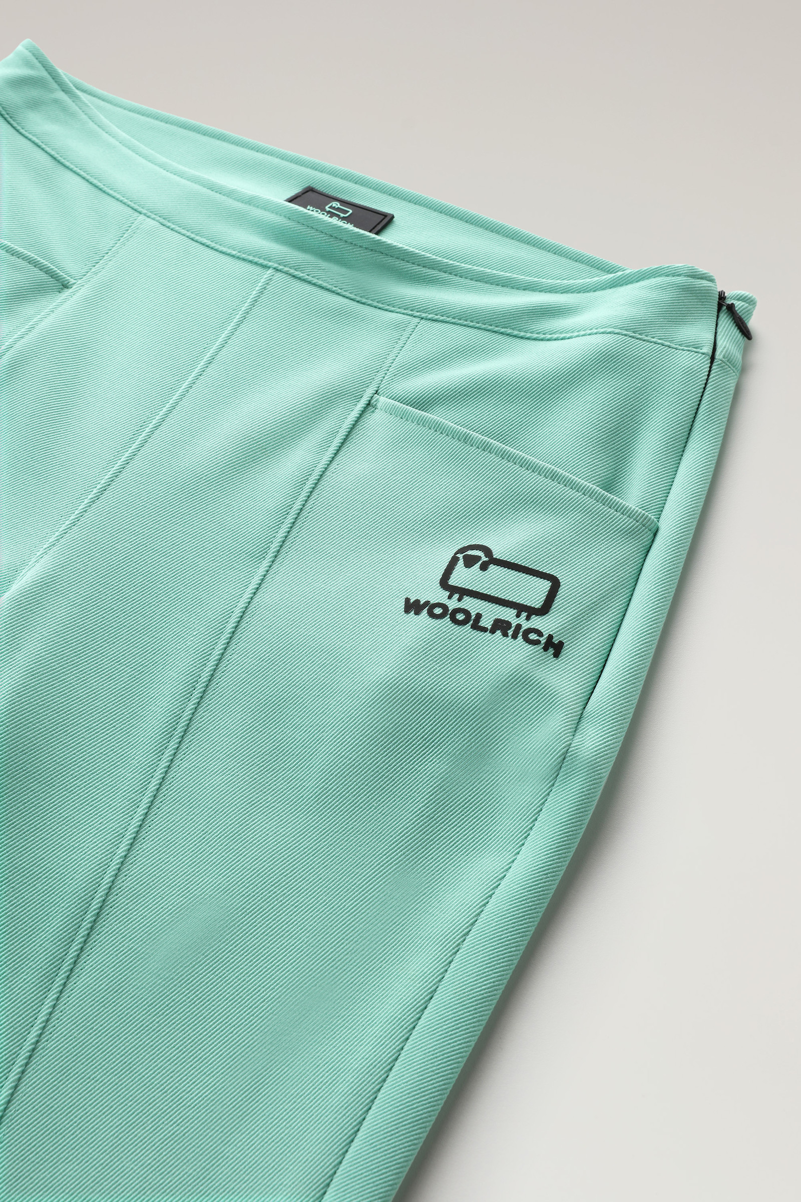 Skinny Après-ski Pants in Techno Twill Green photo 5 | Woolrich