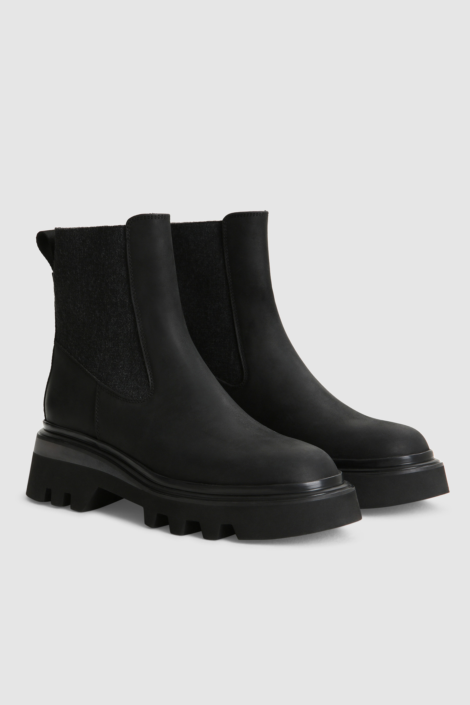 Chelsea Boots Logger aus eingefettetem Nubukleder