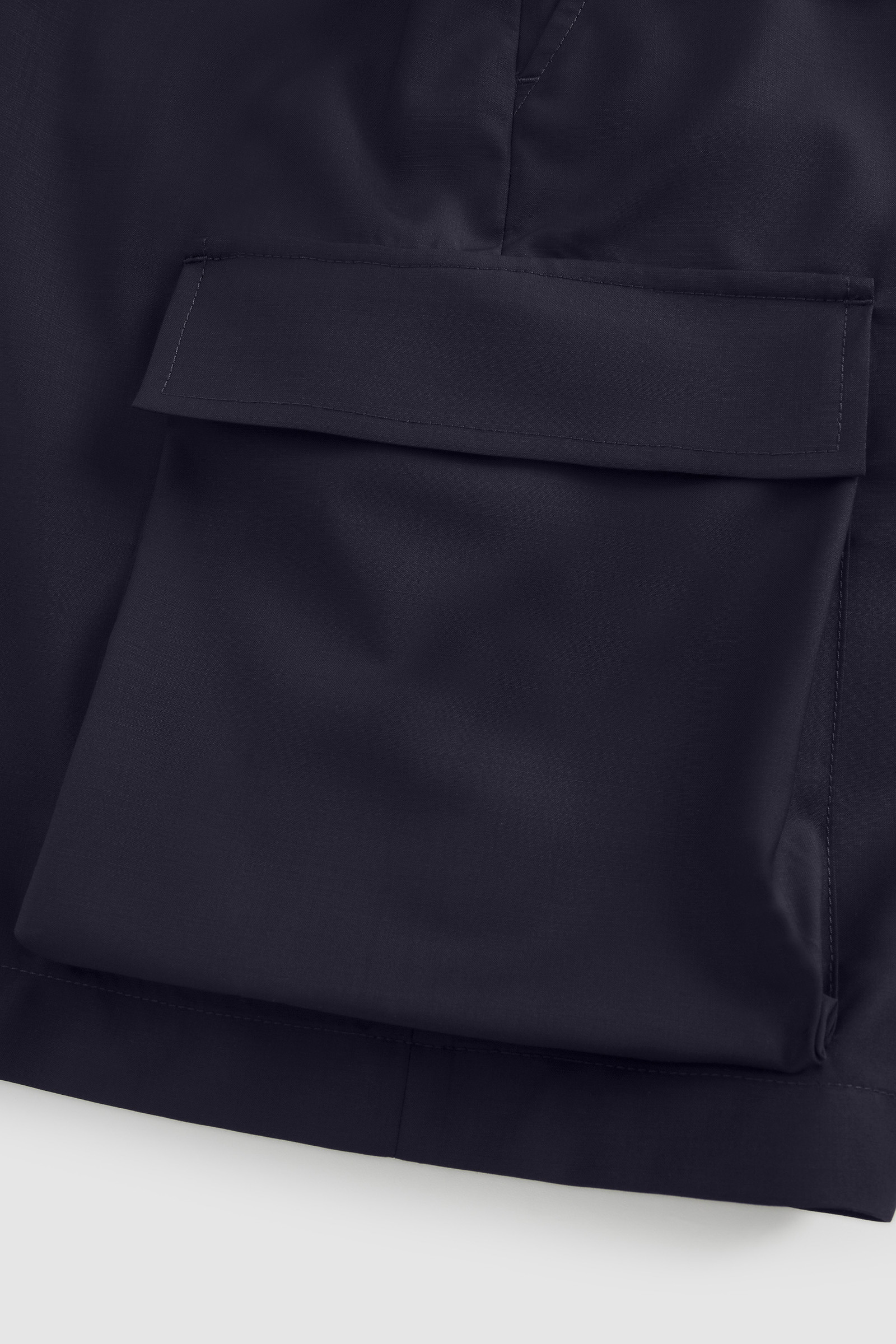 Short cargo en laine froide bleu photo 7 | Woolrich