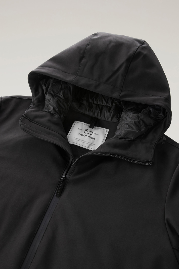 Giacca Pacific in Tech Softshell Nero photo 6 | Woolrich