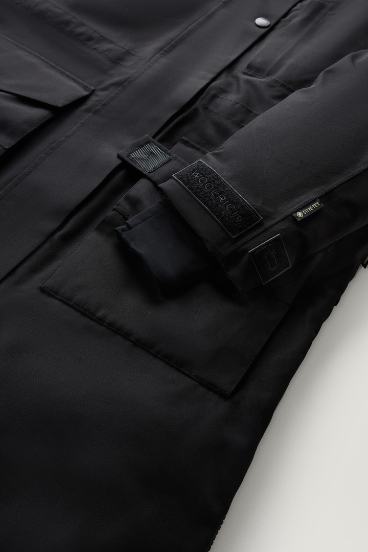 Waterproof High-Tech Parka in GORE-TEX Black photo 3 | Woolrich