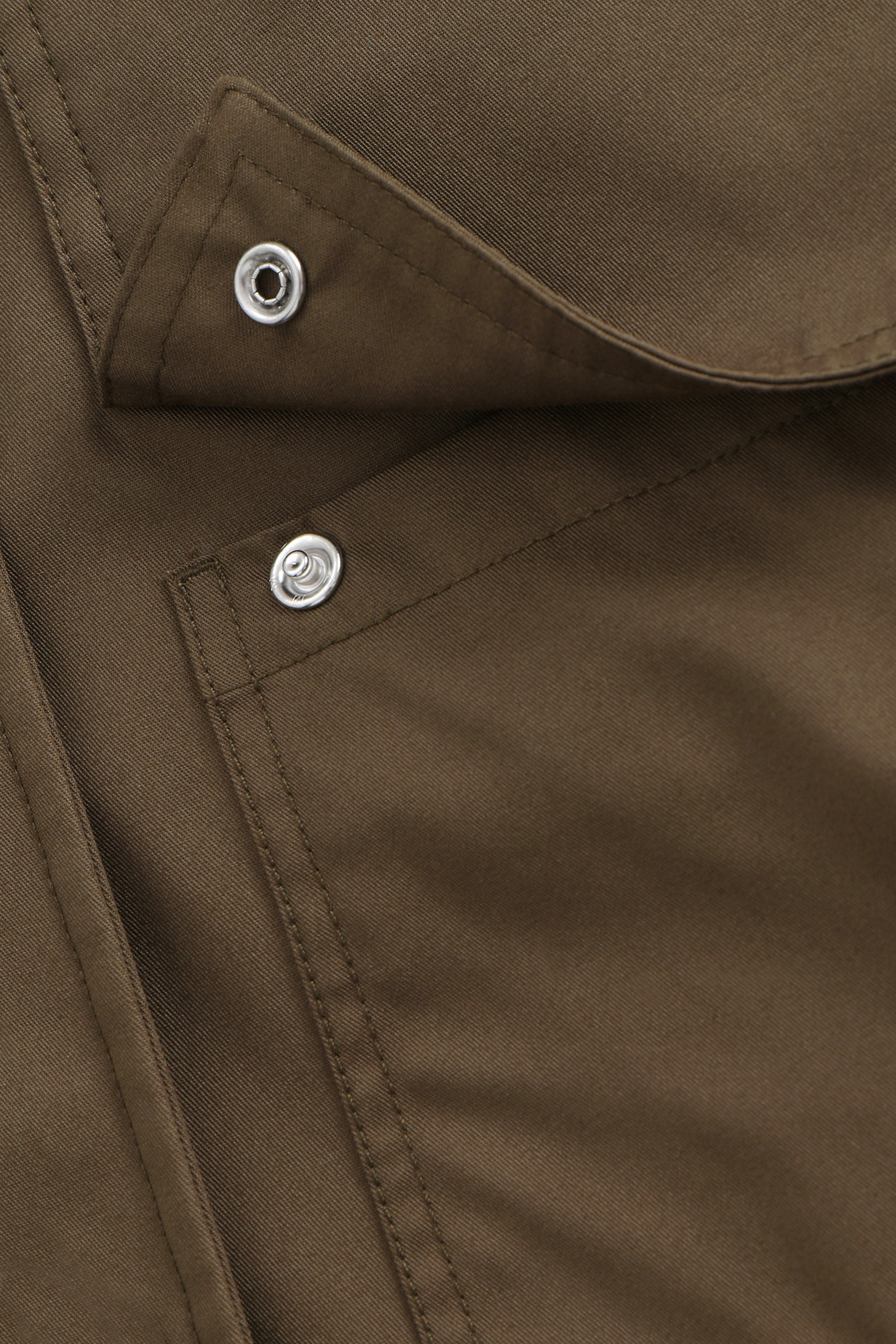 Veste ultralégère Havice Field avec capuche dissimulée vert photo 7 | Woolrich