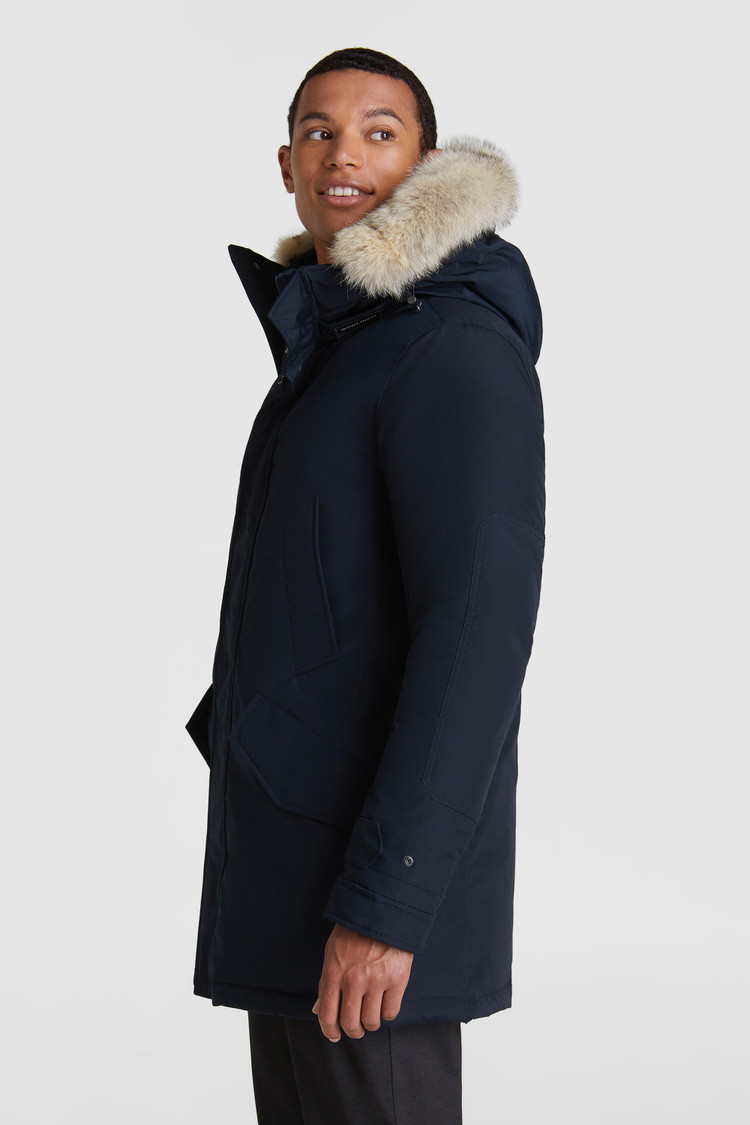 Polar Parka mit hohem Kragen, Kojote Pelz