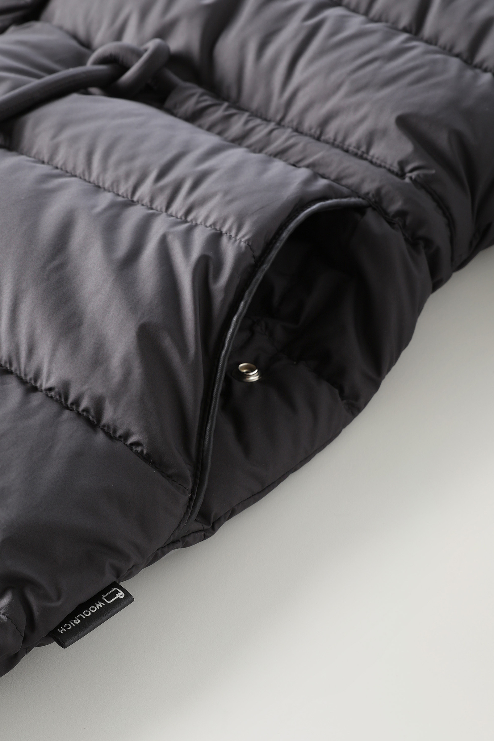 Ellis Long Microfiber Down Jacket Black photo 9 | Woolrich