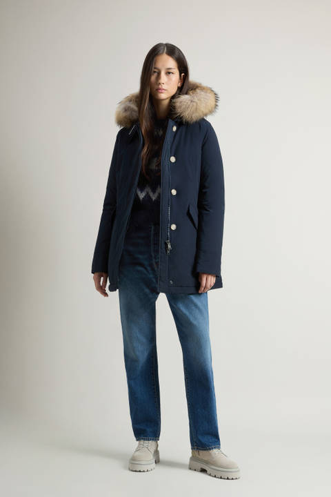 Arctic Parka in Urban Touch con pelliccia removibile Blu | Woolrich