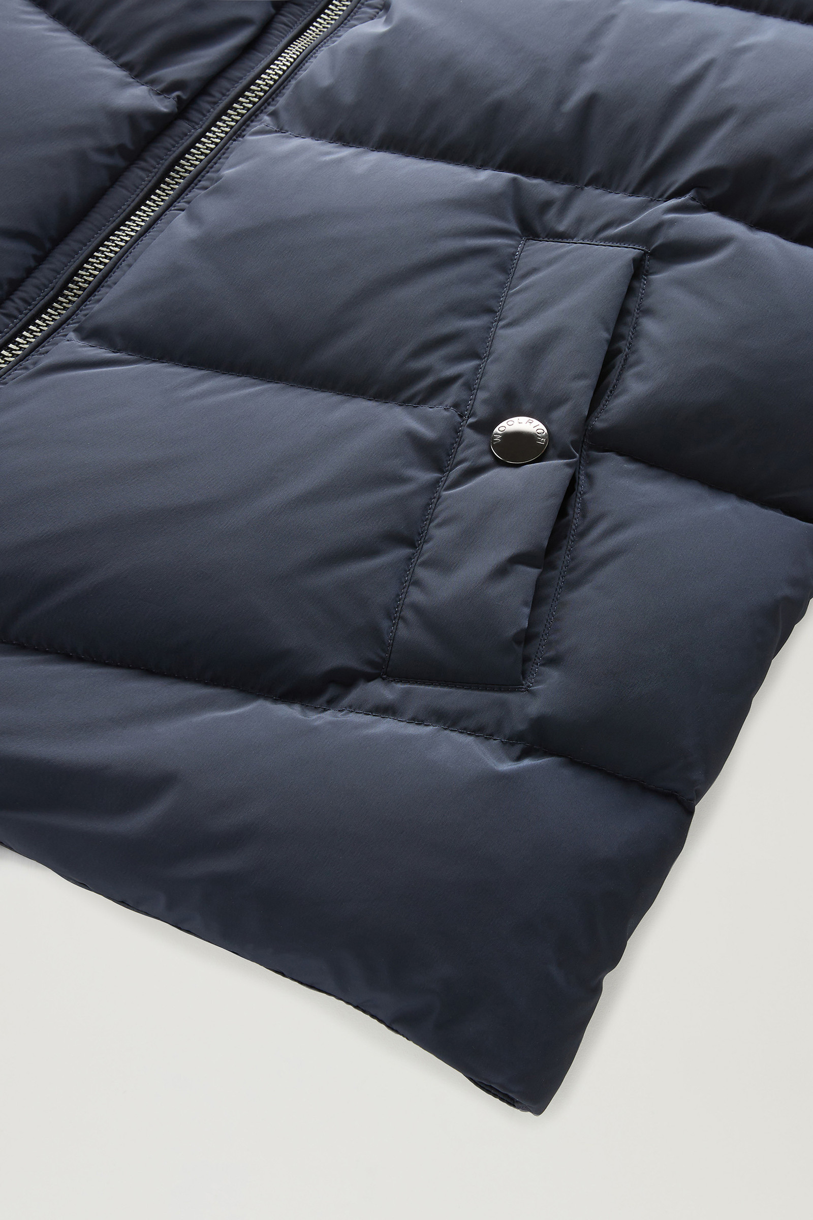 Wattierter Premium West aus Stretch-Nylon blau photo 8 | Woolrich