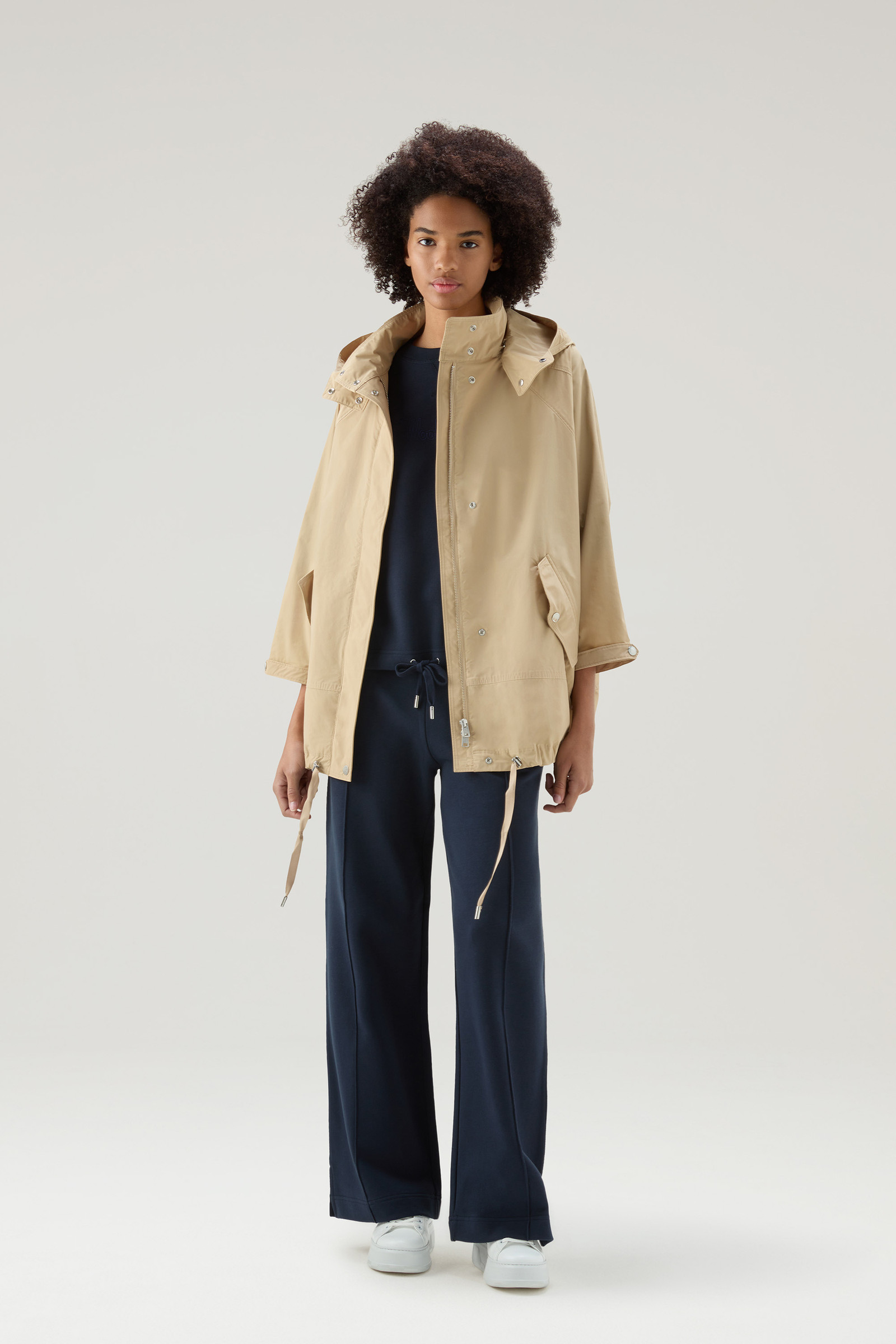 Summer Windbreaker in Urban Touch with Detachable Hood Beige photo 2 | Woolrich