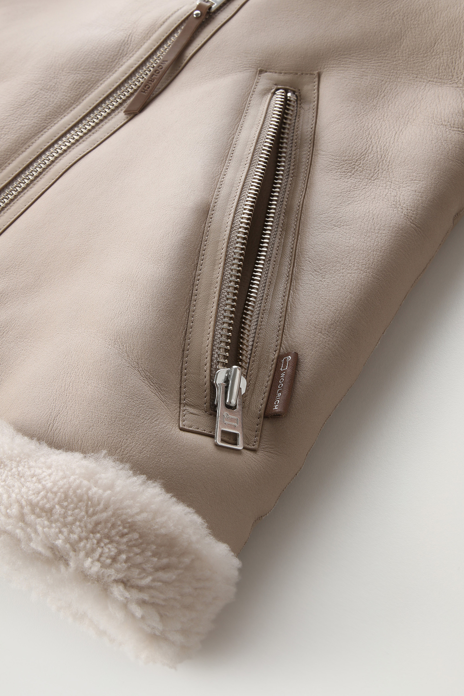 Harmony Aviator Jacke aus Merino Shearling braun photo 10 | Woolrich