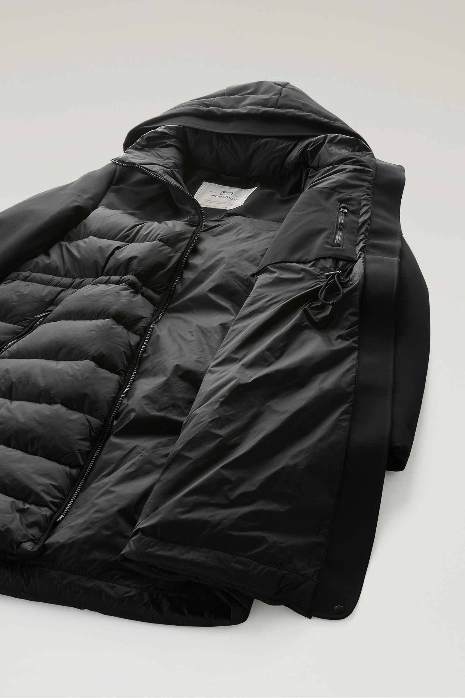 Parka matelassée hybride en Tech Softshell noir photo 9 | Woolrich