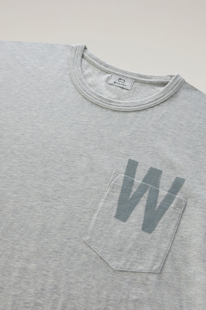 Camiseta de puro algodón con bolsillo Gris photo 6 | Woolrich