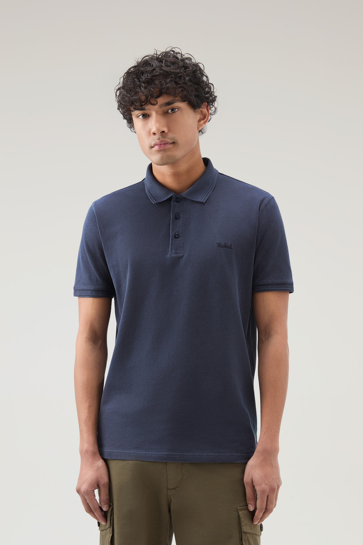 Woolrich Men Garment-Dyed Mackinack Polo in Stretch Cotton Piquet Blue Size M