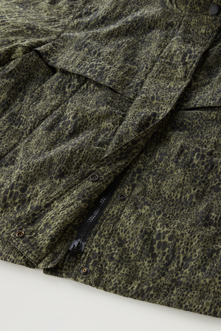 Jacke mit Camouflage-Muster und faltbarer Kapuze Grün photo 9 | Woolrich