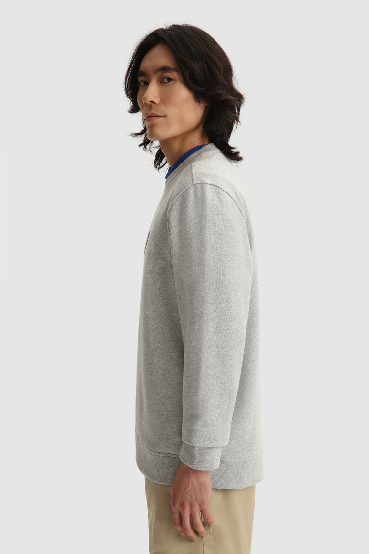 Essential crewneck sweatshirt in organic cotton