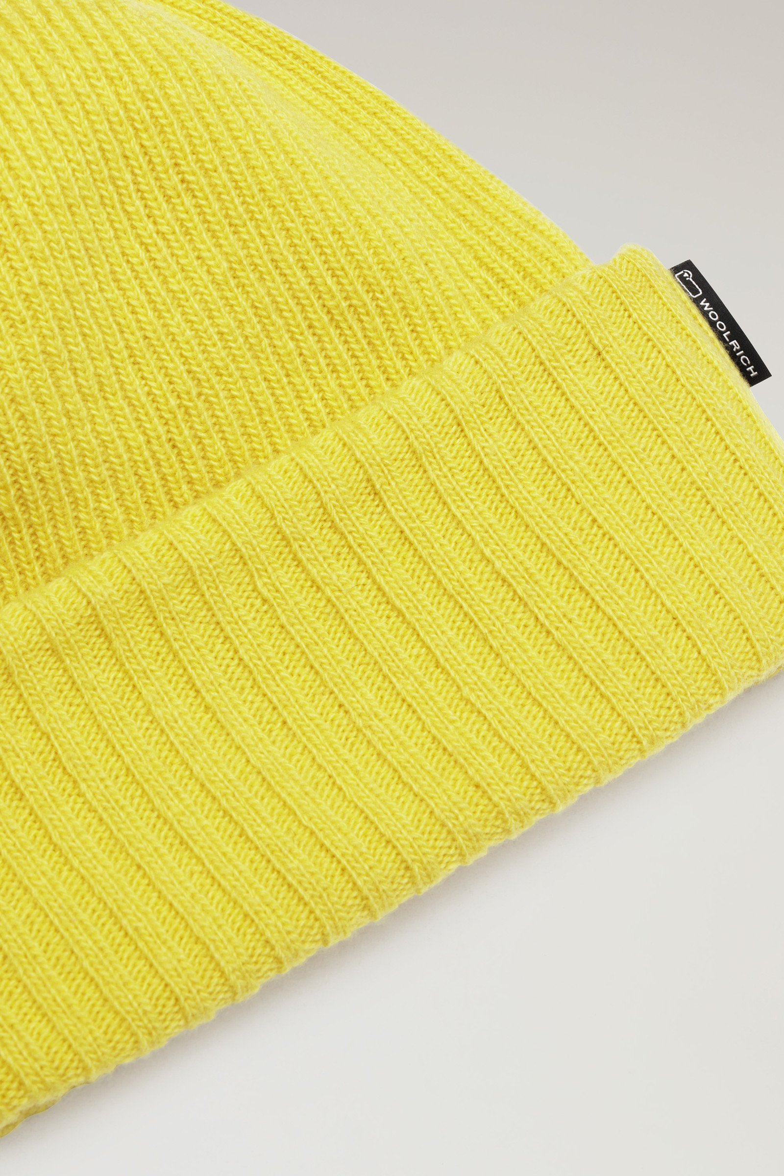 Berretto unisex in cashmere misto lana giallo photo 2 | Woolrich