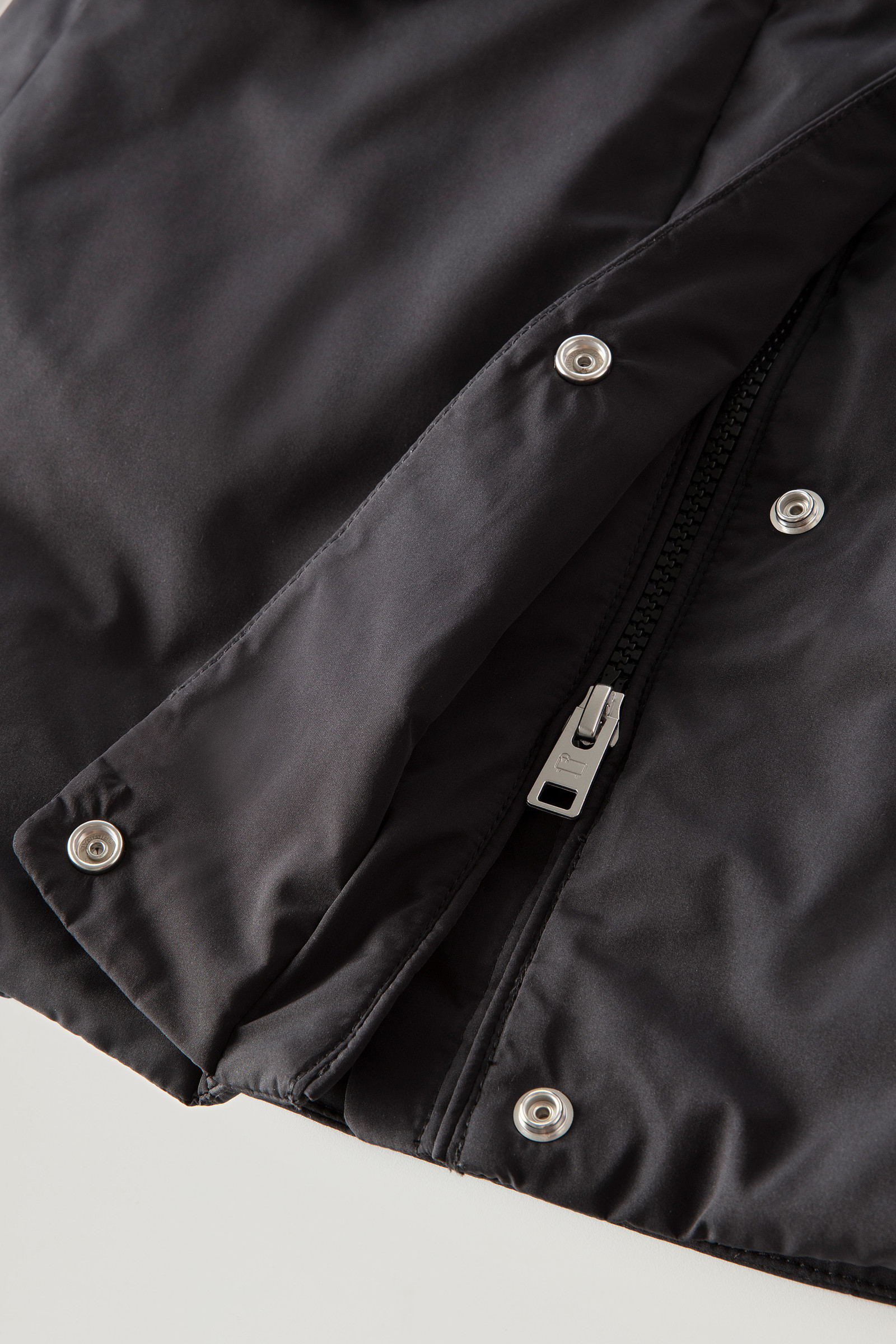 Girls' Expedition Parka Black photo 4 | Woolrich