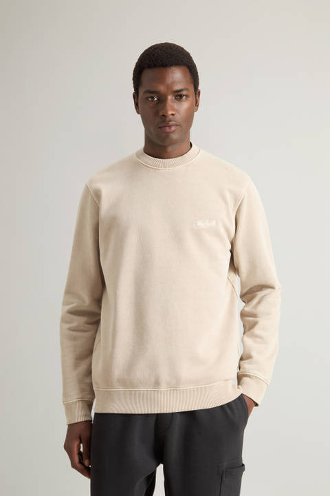 Garment-Dyed Crewneck Sweatshirt in Pure Cotton with Embroidered Logo Beige | Woolrich