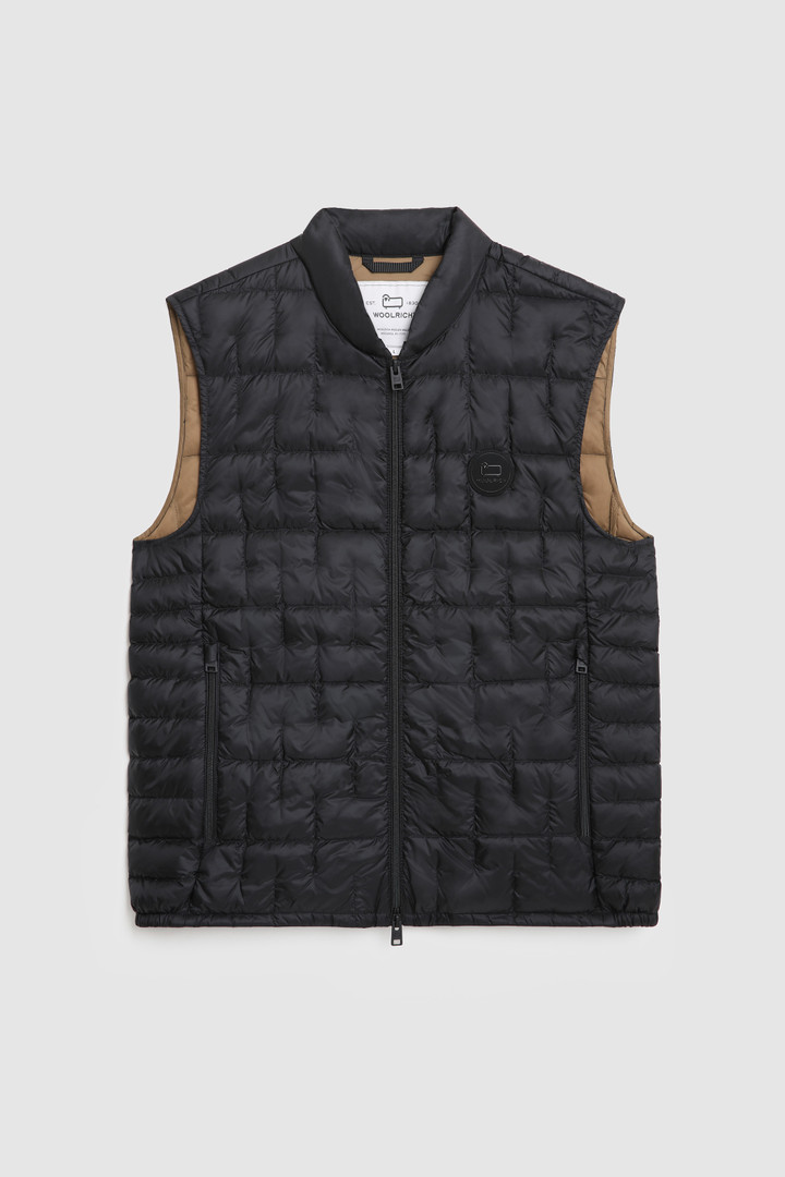Deepsix packable vest in recycled fabric