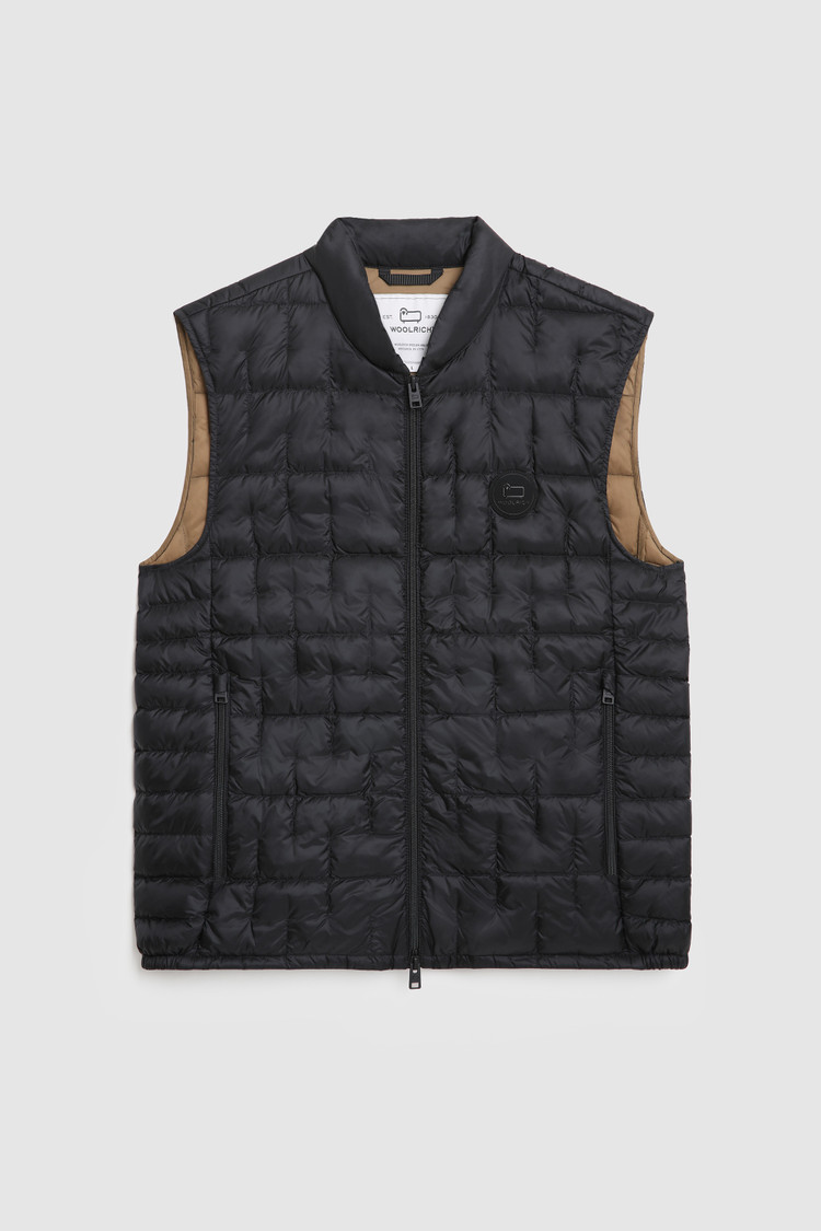 Deepsix packable vest in recycled fabric