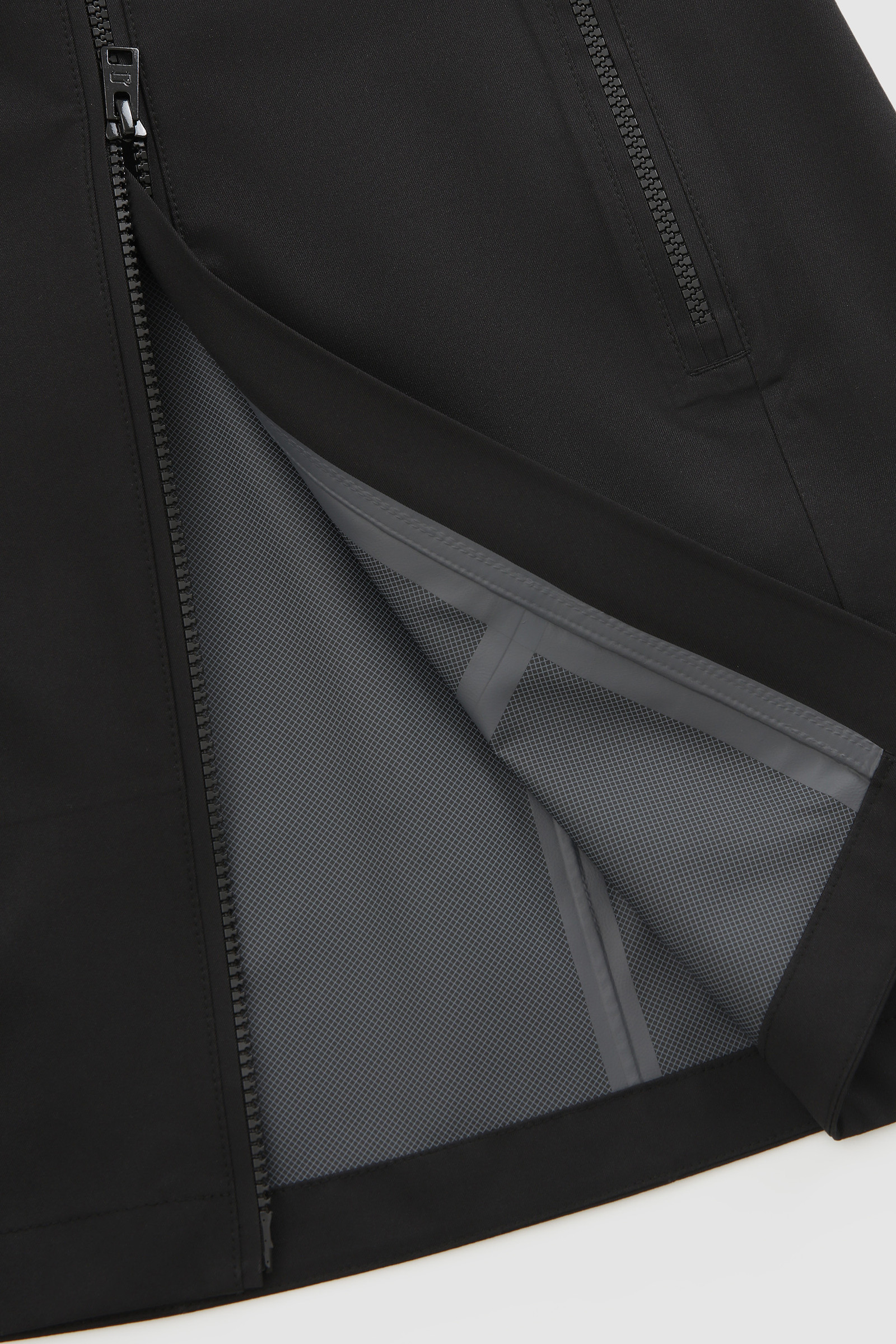 Ultraleichter, wasserdichter Parka Leavitt Schwarz photo 9 | Woolrich