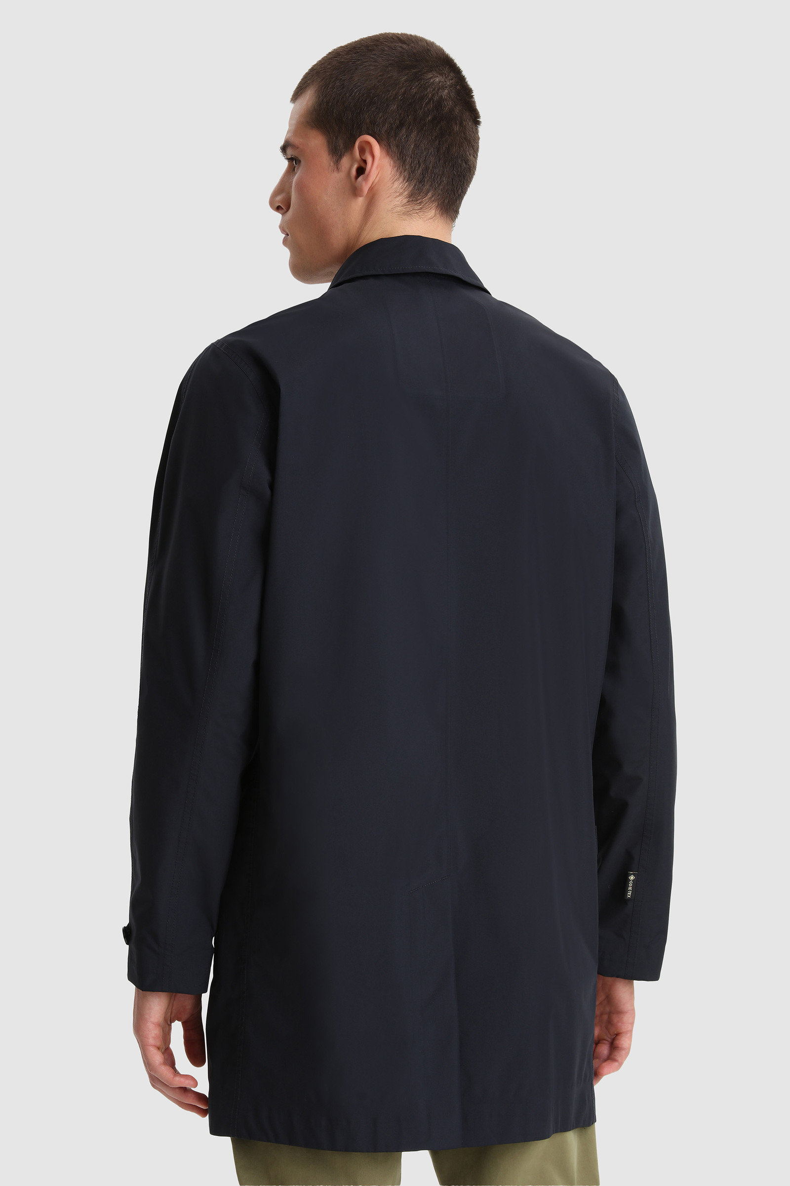 GORE-TEX ultralight high-tech waterproof coat Blue photo 3 | Woolrich