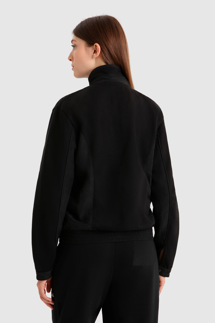 Sweatshirt mit Stehkragen und Crinkle-Nylon-Details Schwarz photo 3 | Woolrich