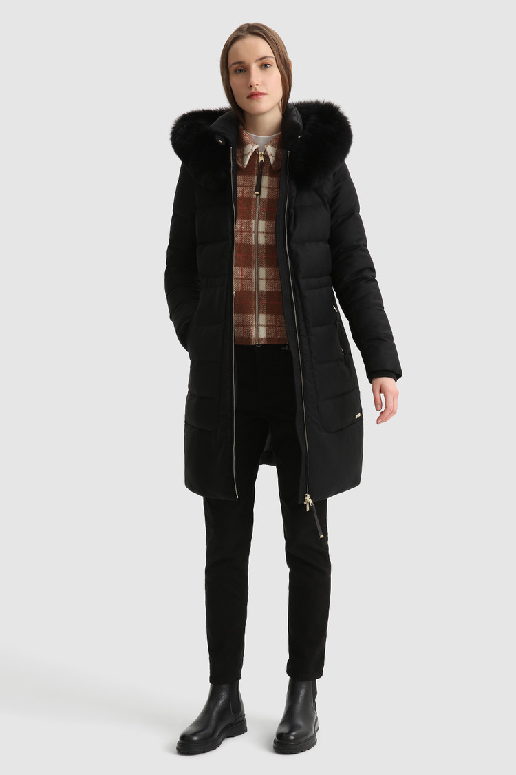 Langer Parka aus Wolle und Seide mit Fell