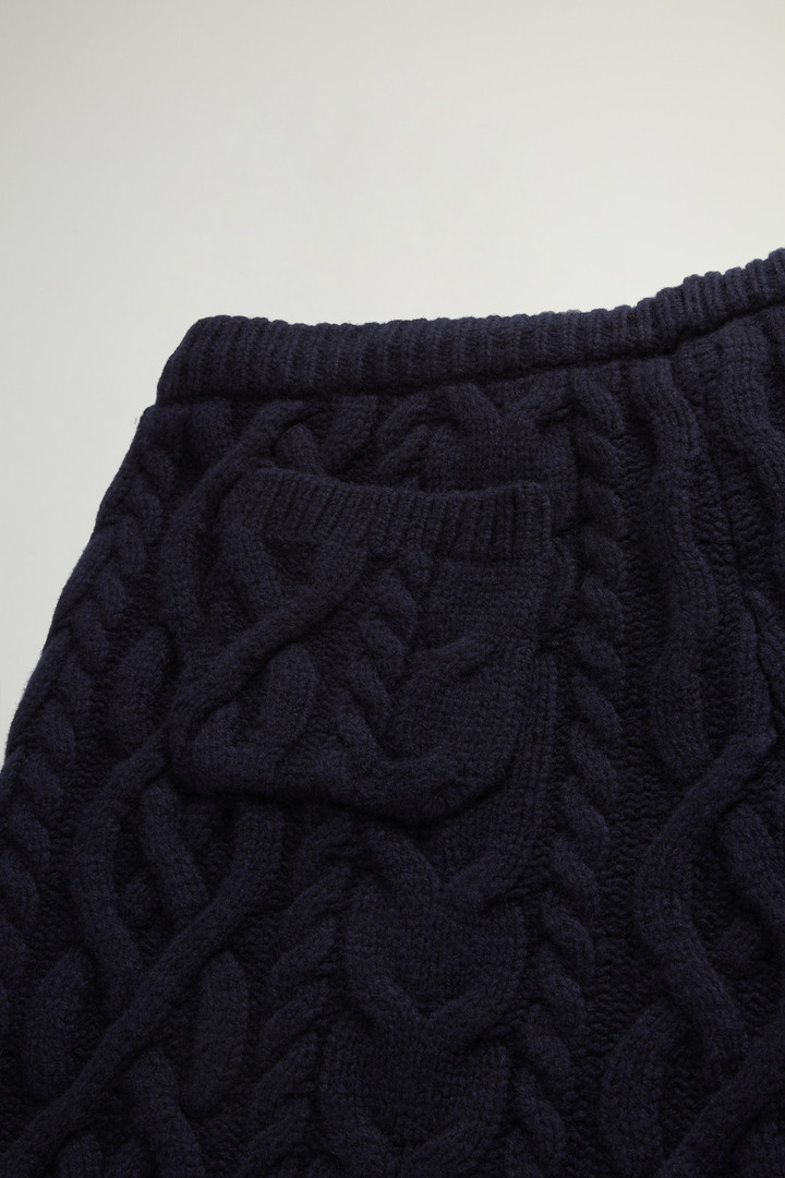 Shorts in Italian Pure Merino Wool by Todd Snyder Blue photo 8 | Woolrich