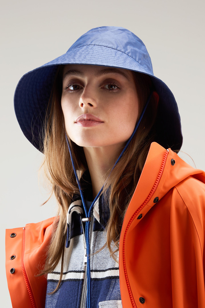 Cappello da pioggia in misto cotone e nylon Blu photo 4 | Woolrich