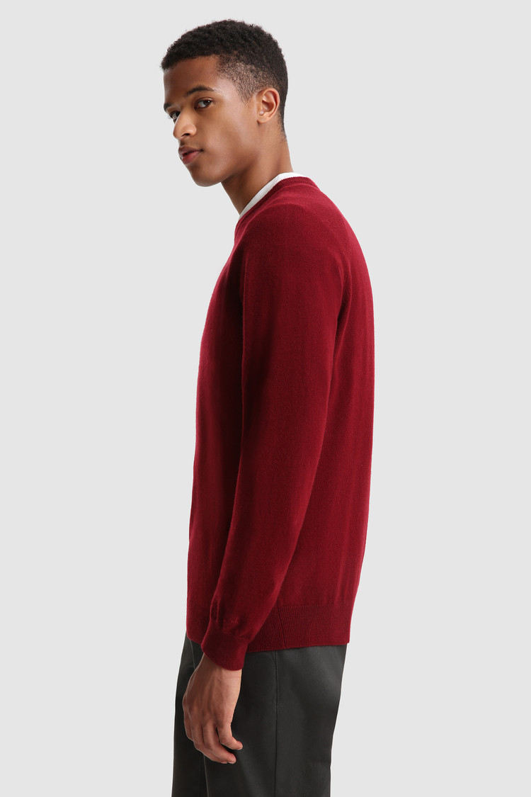 Luxuriöser Pullover mit Rundhalsausschnitt aus Kaschmirgarn