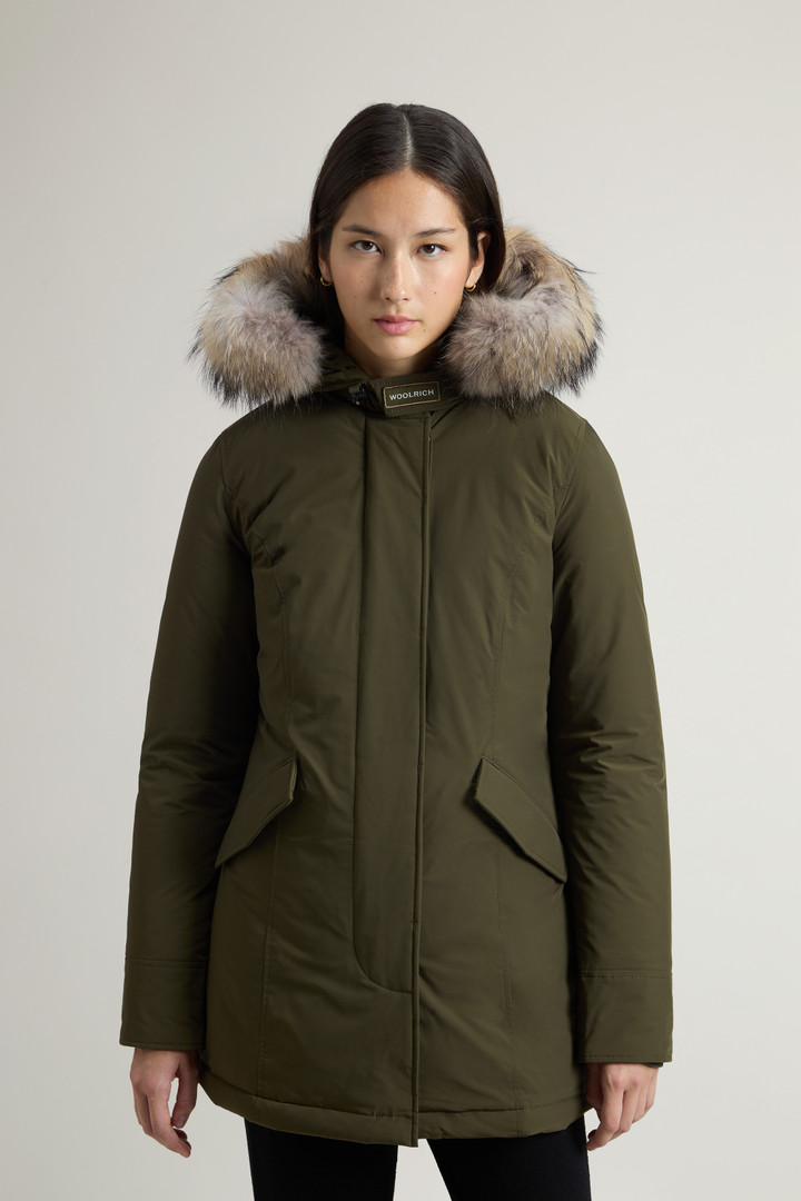 Arctic Parka en Urban Touch avec fourrure amovible Vert photo 1 | Woolrich