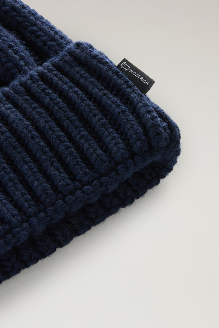 Girls' Beanie in Pure Virgin Wool with Cashmere Pom-Pom Blue photo 3 | Woolrich