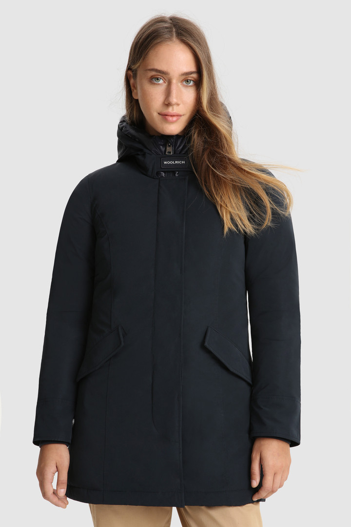 Op de een of andere manier Gezamenlijke selectie Overleving Women's Arctic Parka in City Fabric Blue | Woolrich USA