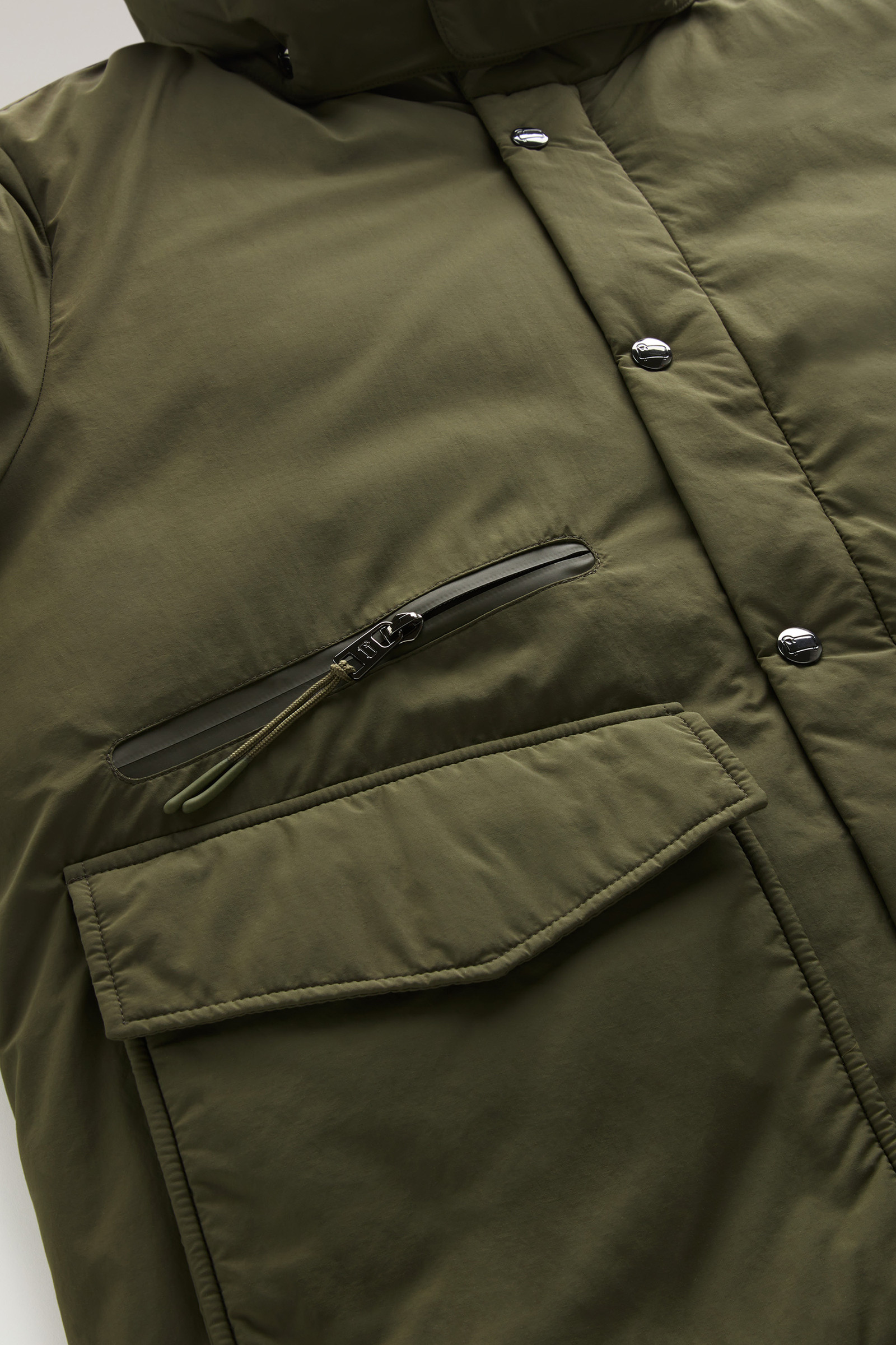 Aleutian Jacket in Taslan Nylon Green | Woolrich USA