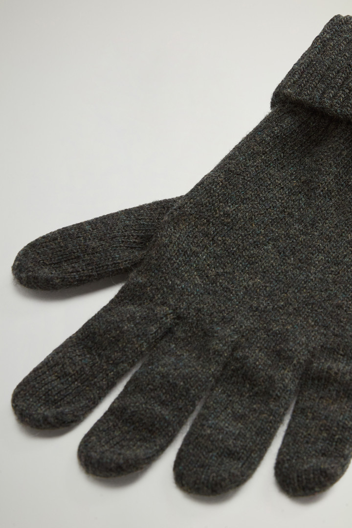 Merino Virgin Wool-Blend Gloves Green photo 2 | Woolrich