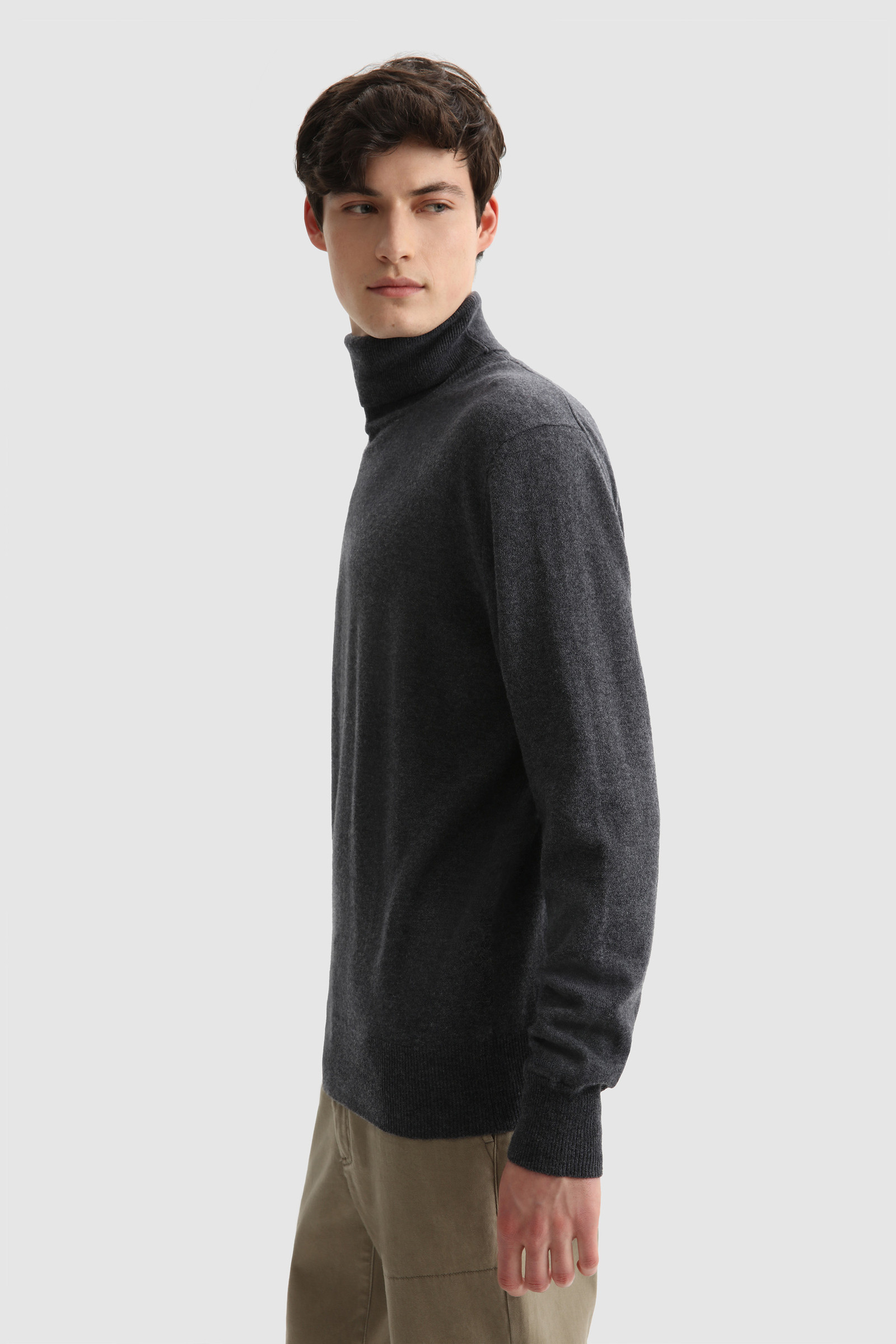 Men's Super Geelong Wool Turtleneck Sweater Black | Woolrich USA