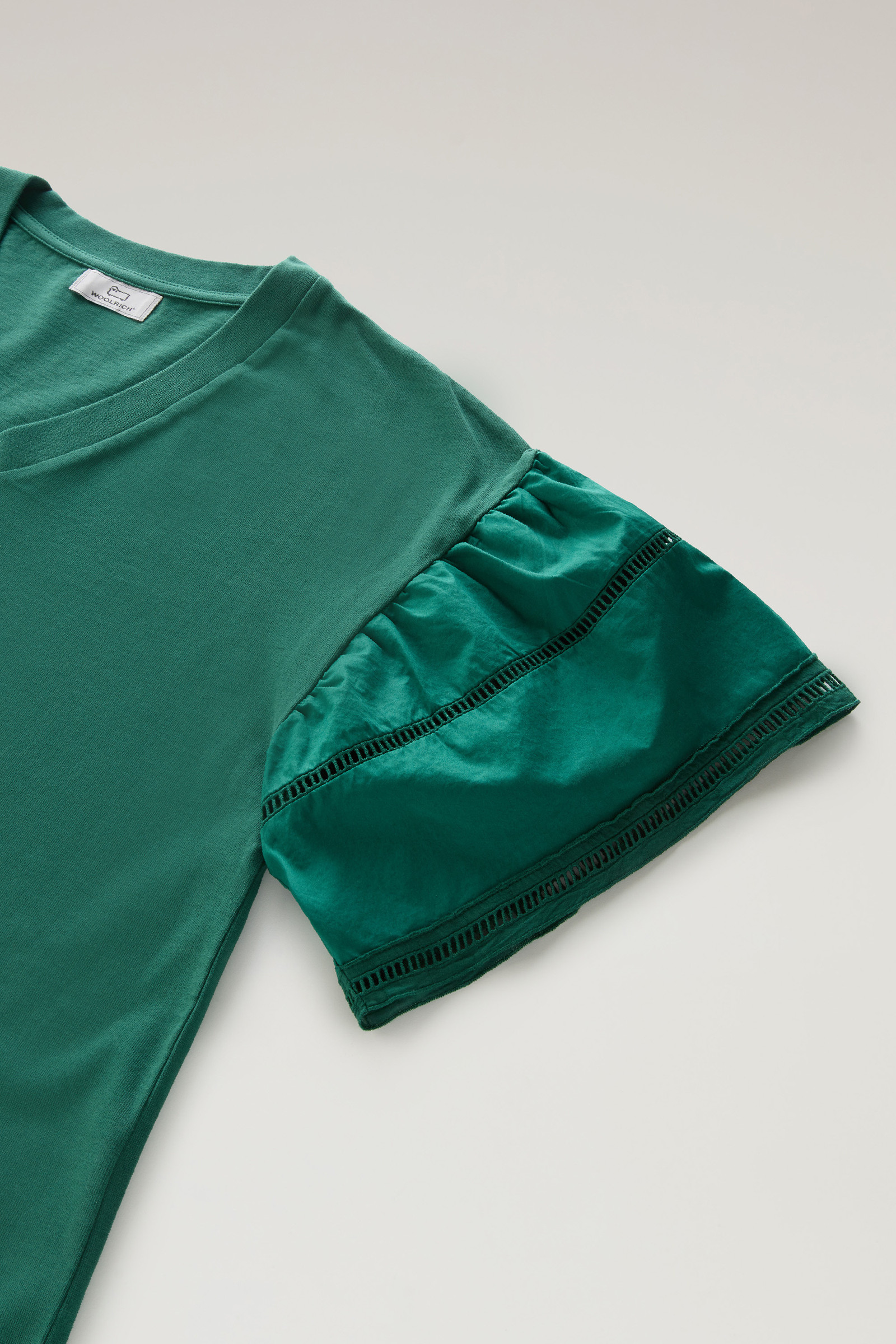 Lakeside T-shirt in Pure Cotton with Puff Sleeves Green photo 7 | Woolrich