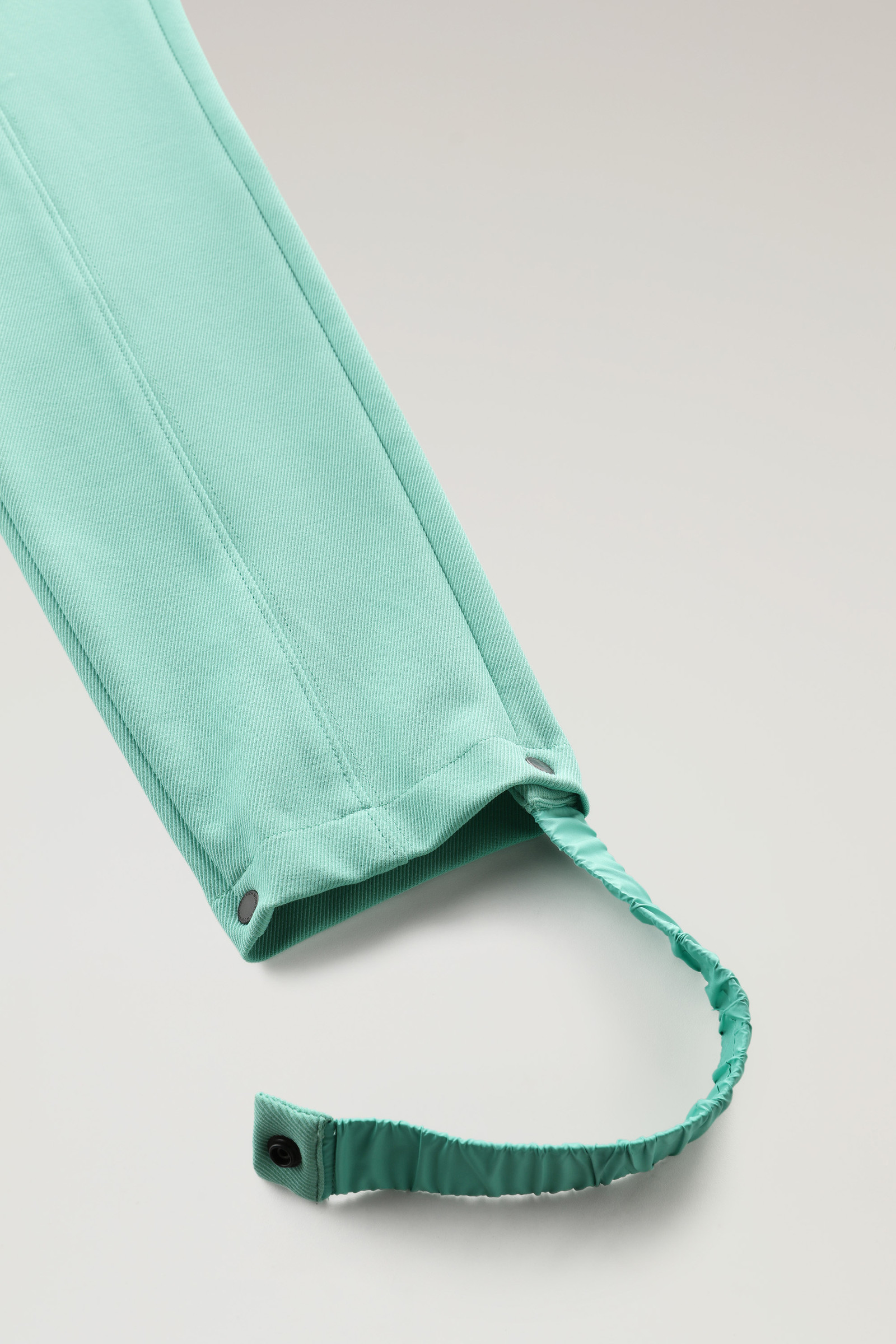 Skinny Après-ski Pants in Techno Twill Green photo 6 | Woolrich