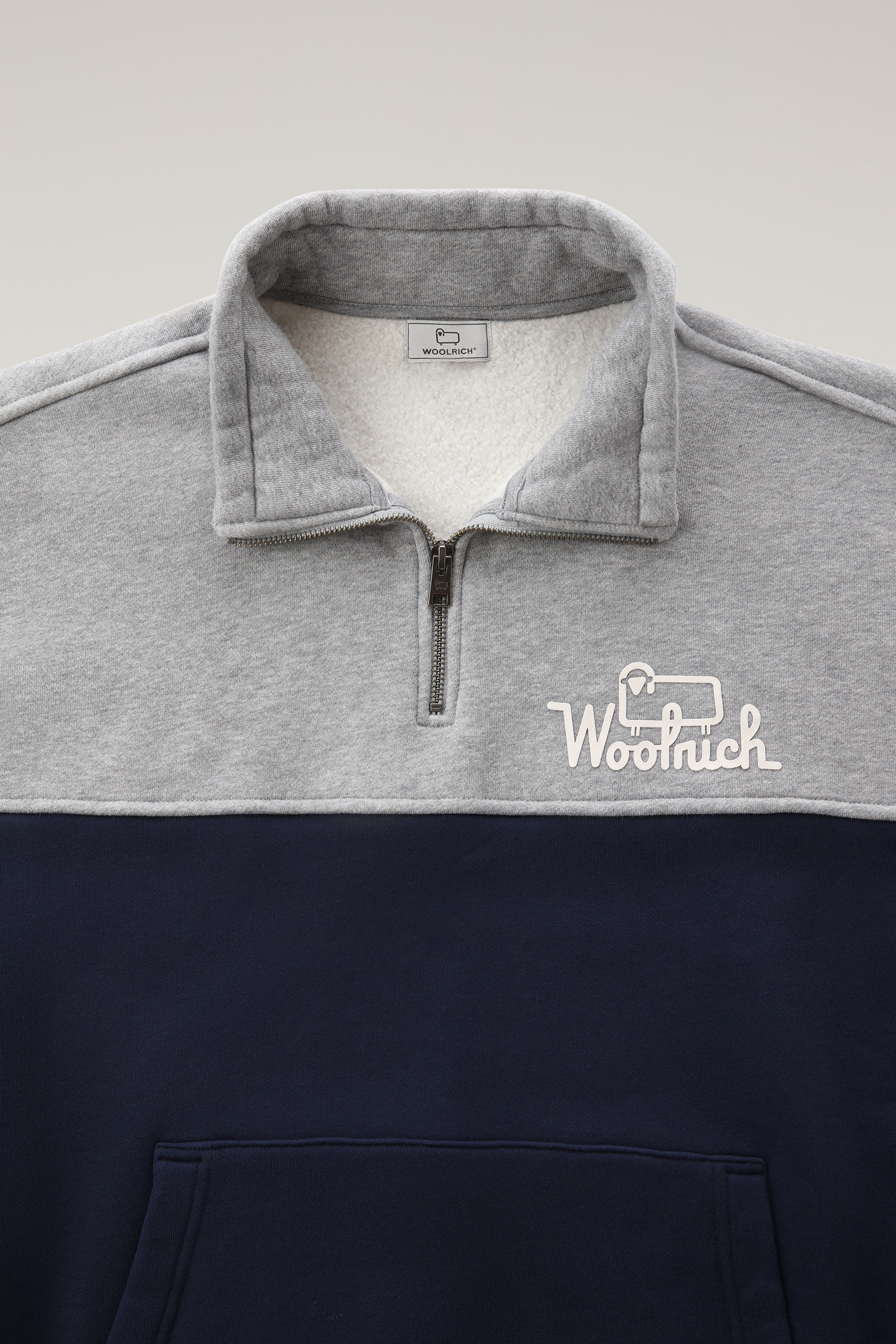Sweat-shirt Color Block avec demi-zip et logo imprimé bleu photo 6 | Woolrich