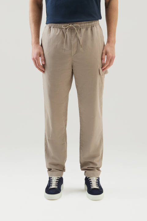 Garment Dyed Cargo Pants in Cotton-linen Blend Beige | Woolrich