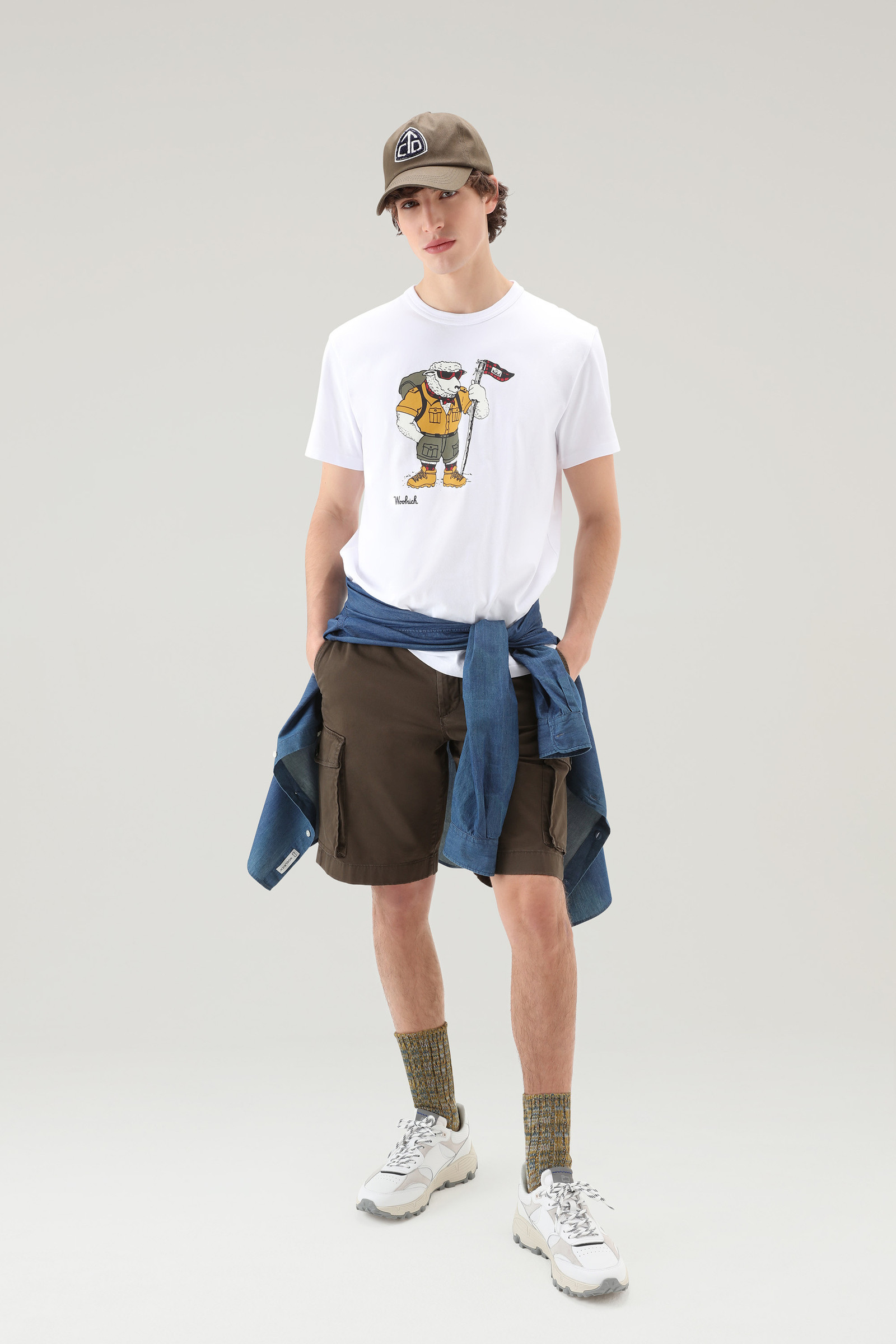 T-shirt aus reiner Baumwolle mit animiertem Schaflogo weiß photo 2 | Woolrich