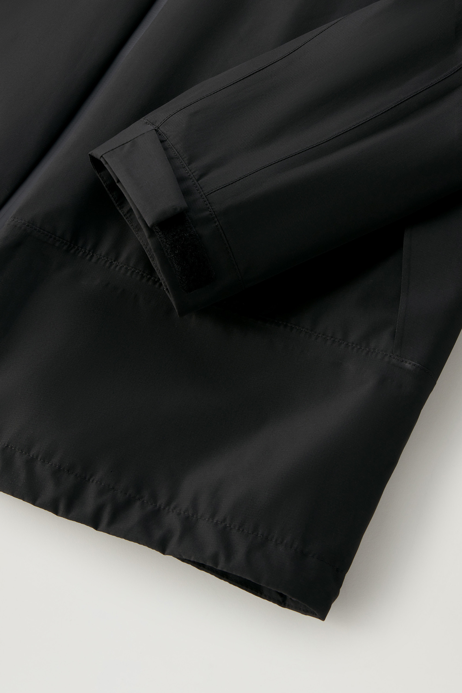 High Tech Waterproof Jacket in GORE-TEX INFINIUM with Resealable Hood Black photo 9 | Woolrich
