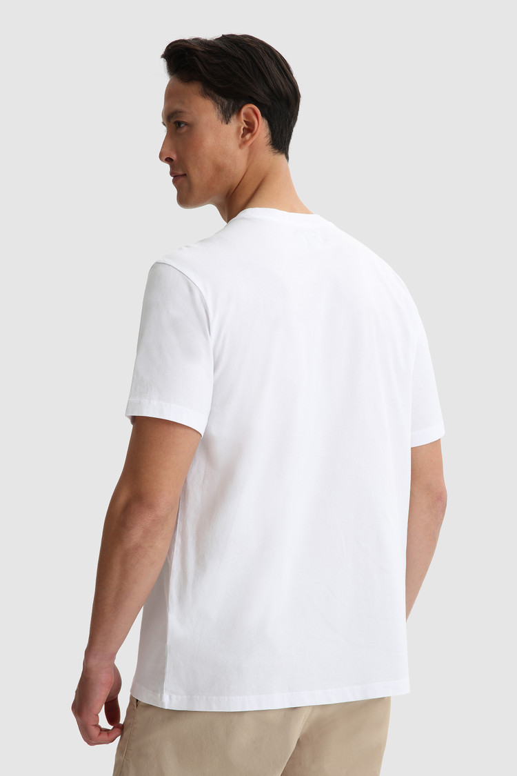 T-Shirt mit geprägtem Taschenlogo