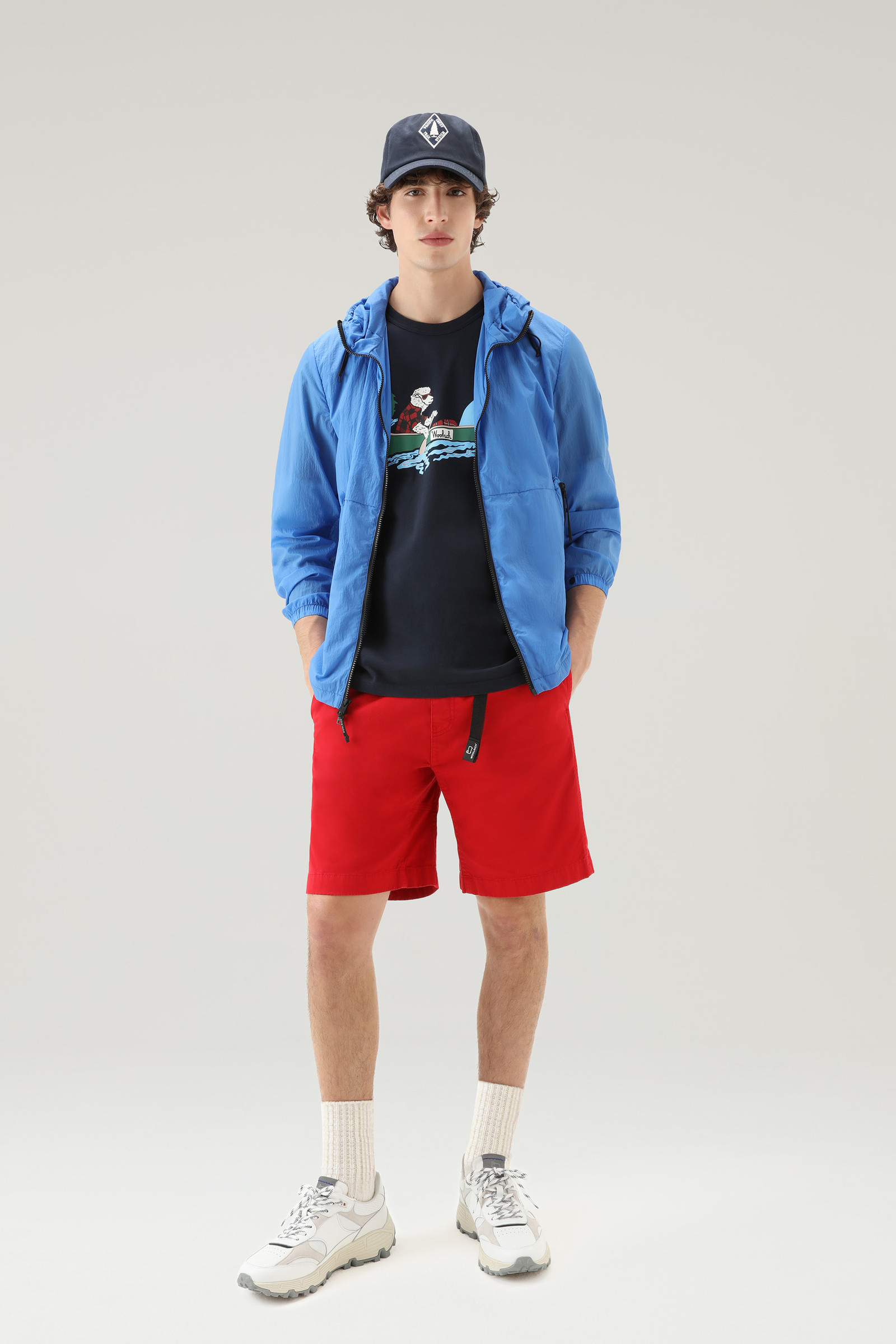 Veste coupe-vent repliable en nylon crinkle bleu photo 2 | Woolrich