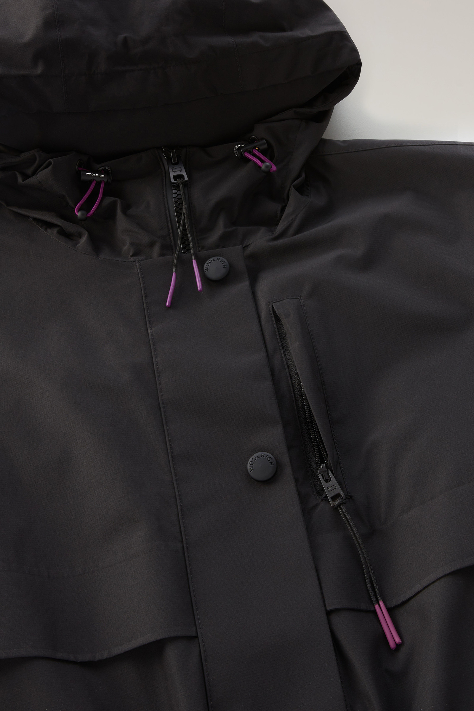 Long Hooded Parka in GORE-TEX INFINIUM Black photo 8 | Woolrich