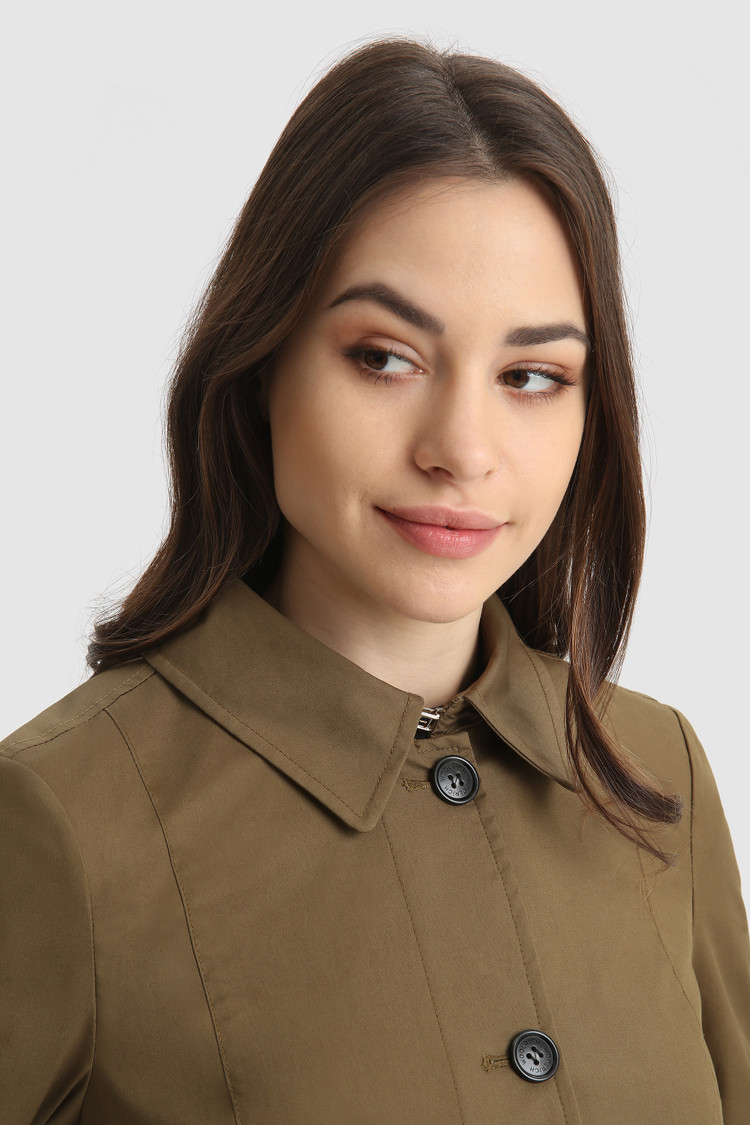 Gabardina Jessamine con cinturón