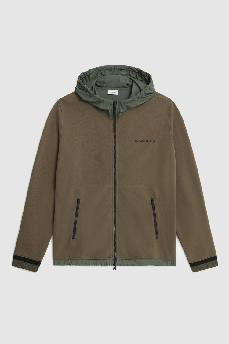 Sweat à capuche à patch en nylon et poches zippées