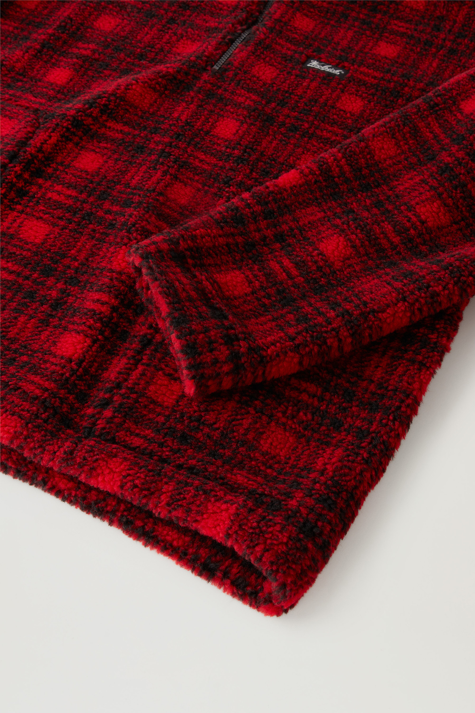 Sweat-shirt à capuche en sherpa de laine mélangée, avec demi-zip Serving the People / Woolrich rouge photo 7 | Woolrich