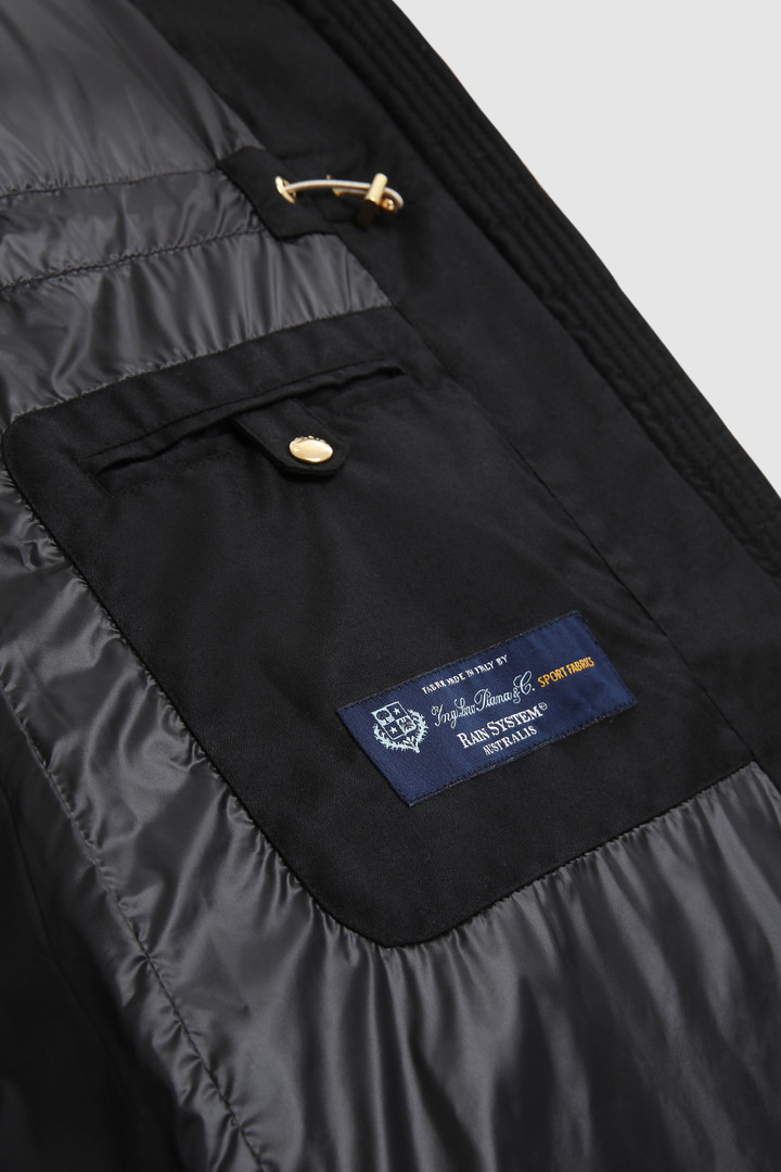 Langer Parka aus Wolle und Seide mit Fell